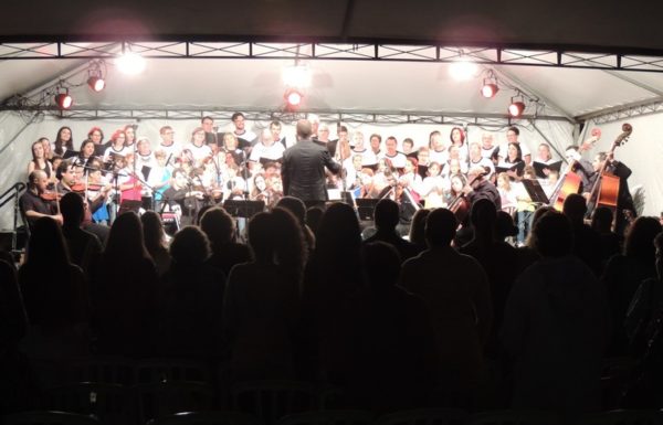 apresentacoes-de-natal-do-porto-itapoa-dia-16-12-16-091