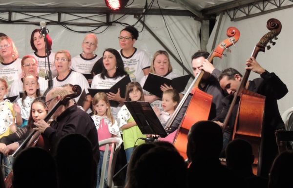 apresentacoes-de-natal-do-porto-itapoa-dia-16-12-16-092