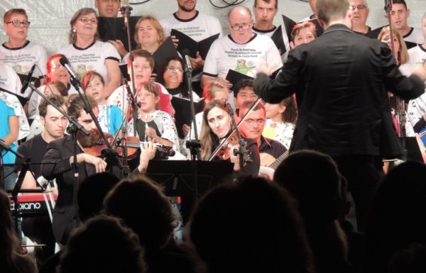 apresentacoes-de-natal-do-porto-itapoa-dia-16-12-16-094