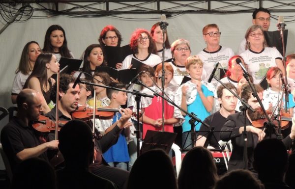 apresentacoes-de-natal-do-porto-itapoa-dia-16-12-16-095