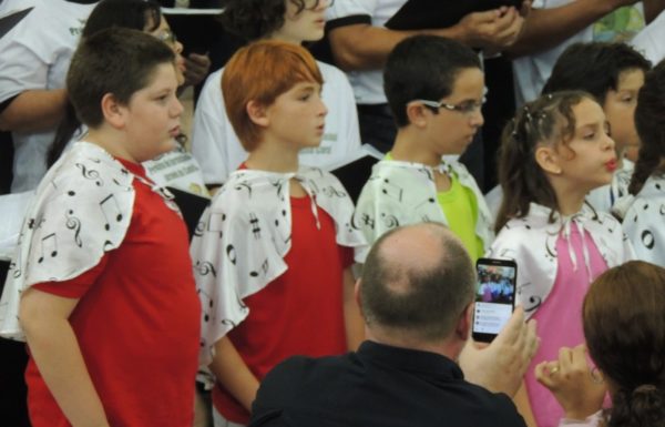 coral-vozes-da-babitonga-apresenta-oh-noite-santa-em-09-12-16-06