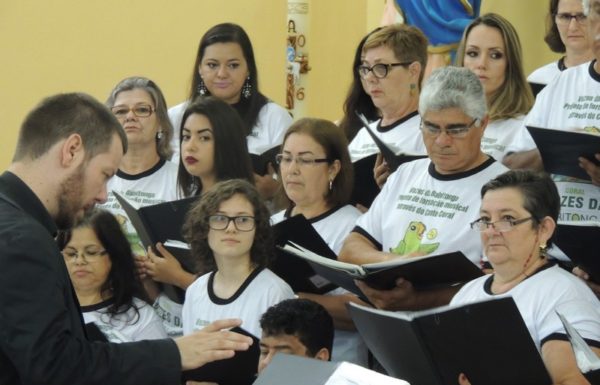 coral-vozes-da-babitonga-apresenta-oh-noite-santa-em-09-12-16-27