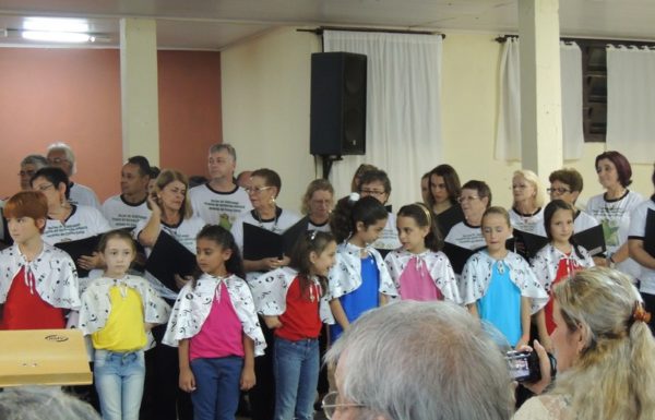 coral-vozes-da-babitonga-apresenta-oh-noite-santa-em-10-12-16-27