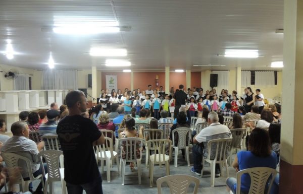 coral-vozes-da-babitonga-apresenta-oh-noite-santa-em-10-12-16-39