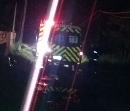 Homem morre apos incendio a residencia na Barra do Sai em Itapoa 1