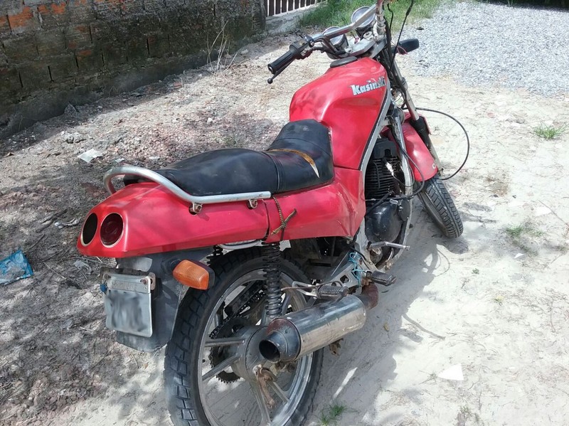 menor-de-idade-que-conduzia-moto-tenta-fugir-da-pm-no-balneario-palmeiras