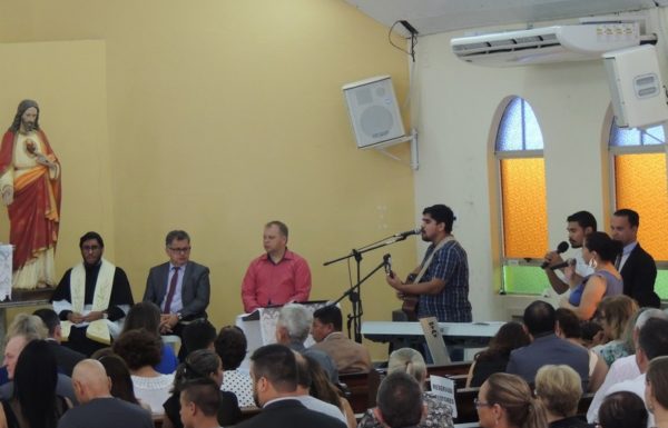 novos-prefeito-vice-e-vereadores-de-itapoa-tomam-posse-04