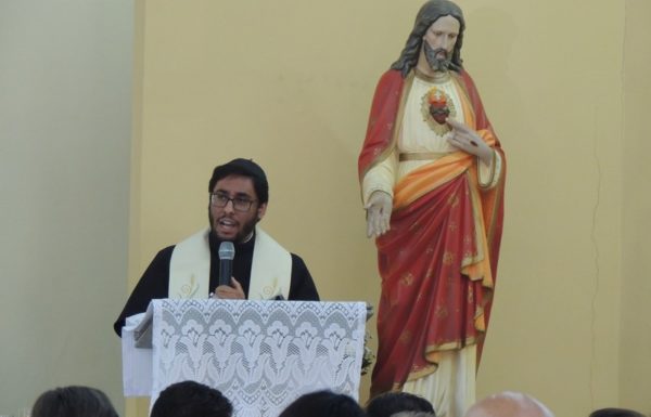 novos-prefeito-vice-e-vereadores-de-itapoa-tomam-posse-06