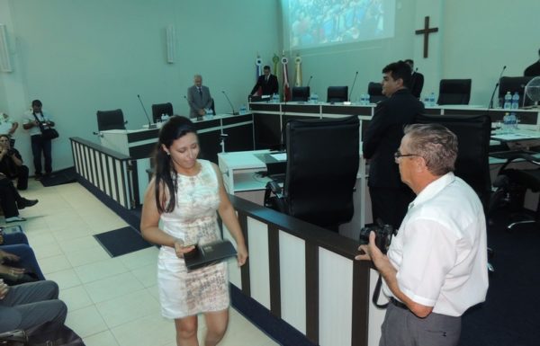 novos-prefeito-vice-e-vereadores-de-itapoa-tomam-posse-23