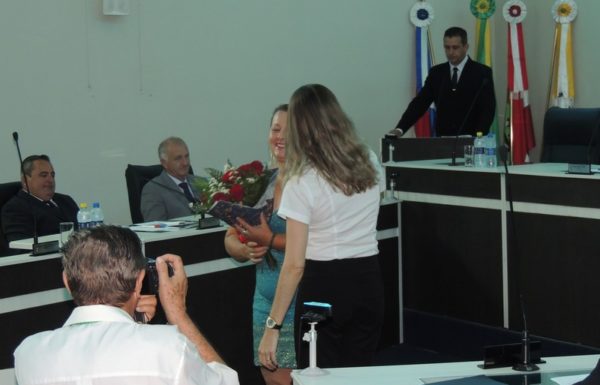 novos-prefeito-vice-e-vereadores-de-itapoa-tomam-posse-43