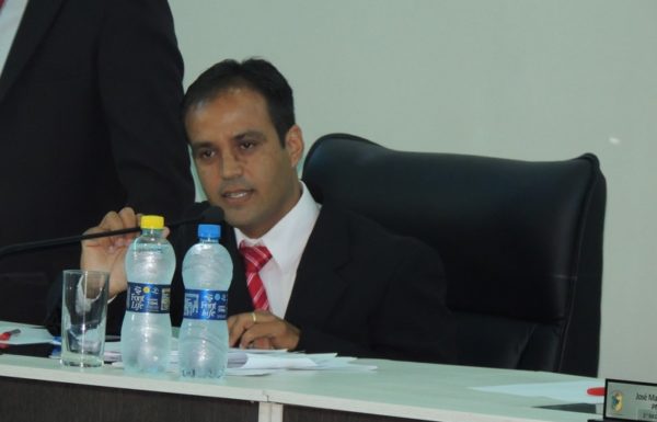 novos-prefeito-vice-e-vereadores-de-itapoa-tomam-posse-48