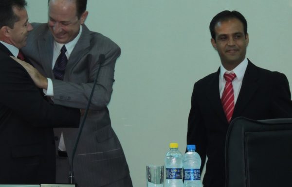 novos-prefeito-vice-e-vereadores-de-itapoa-tomam-posse-51