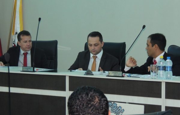 novos-prefeito-vice-e-vereadores-de-itapoa-tomam-posse-53