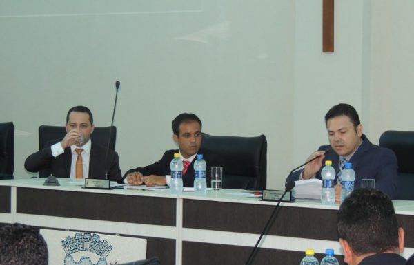 novos-prefeito-vice-e-vereadores-de-itapoa-tomam-posse-64