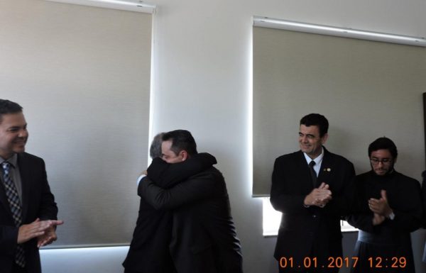 novos-prefeito-vice-e-vereadores-de-itapoa-tomam-posse-89