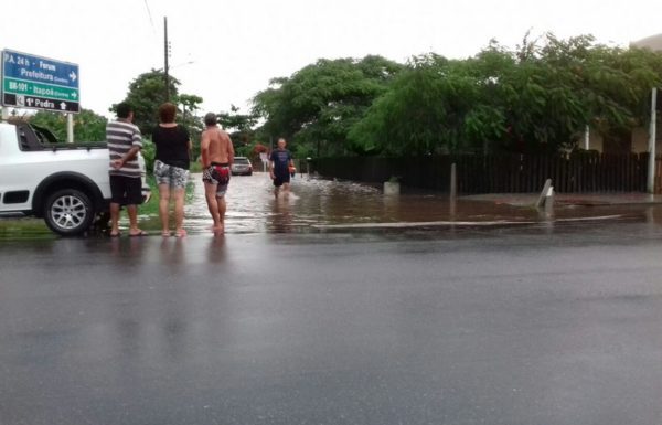 chuva forte atinge itapoa, diversas ruas sao alagadas e falta luz em alguns pontos 14