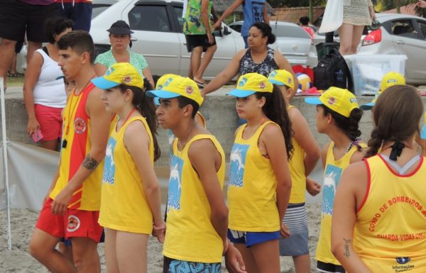realizada-primeira-formatura-do-projeto-golfinho-de-itapoa-temporada-2016-2017-09