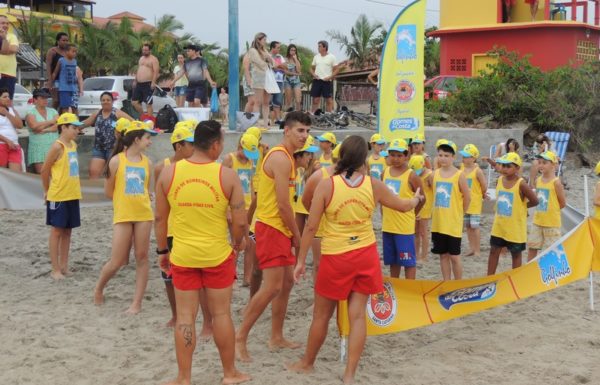 realizada-primeira-formatura-do-projeto-golfinho-de-itapoa-temporada-2016-2017-11