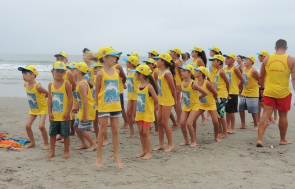 realizada-primeira-formatura-do-projeto-golfinho-de-itapoa-temporada-2016-2017-20