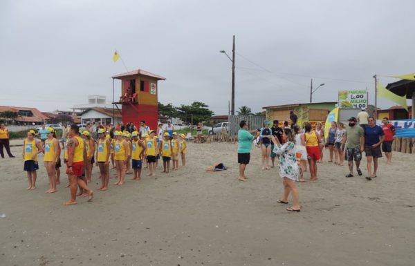 realizada-primeira-formatura-do-projeto-golfinho-de-itapoa-temporada-2016-2017-24
