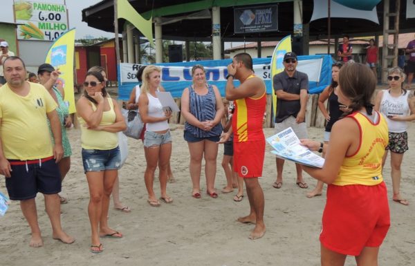 realizada-primeira-formatura-do-projeto-golfinho-de-itapoa-temporada-2016-2017-35