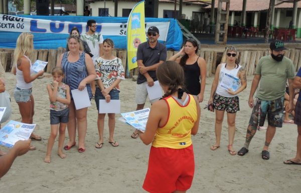 realizada-primeira-formatura-do-projeto-golfinho-de-itapoa-temporada-2016-2017-44