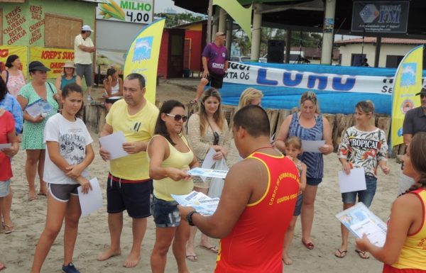 realizada-primeira-formatura-do-projeto-golfinho-de-itapoa-temporada-2016-2017-46