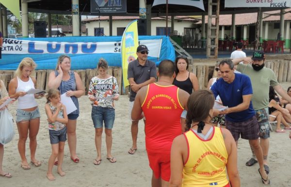 realizada-primeira-formatura-do-projeto-golfinho-de-itapoa-temporada-2016-2017-47