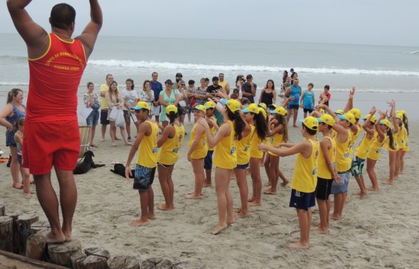 realizada-primeira-formatura-do-projeto-golfinho-de-itapoa-temporada-2016-2017-56