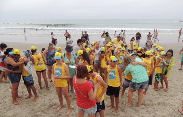 realizada-primeira-formatura-do-projeto-golfinho-de-itapoa-temporada-2016-2017-63