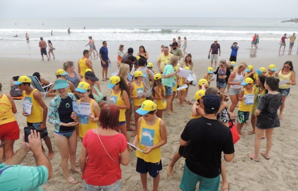 realizada-primeira-formatura-do-projeto-golfinho-de-itapoa-temporada-2016-2017-66