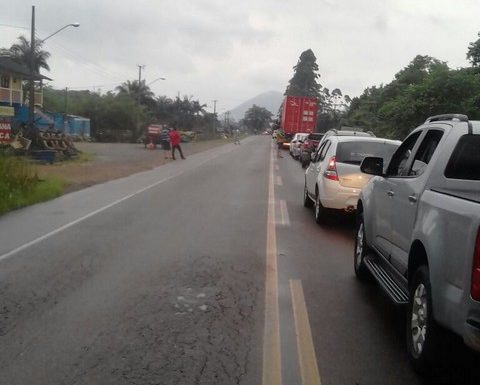 Homens assaltam loja de material de construcao em Itapoa e saointerceptados em Garuva 01