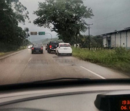 Homens assaltam loja de material de construcao em Itapoa e saointerceptados em Garuva 03