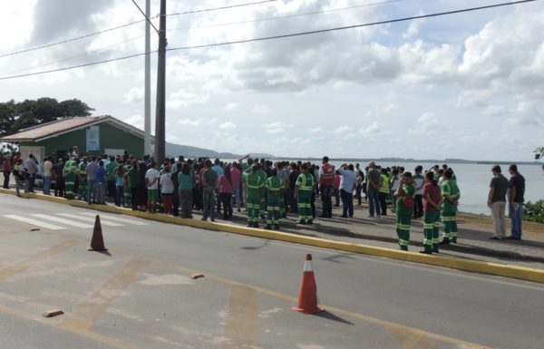 Praca da Bandeira inaugurada no Porto Itapoa 01