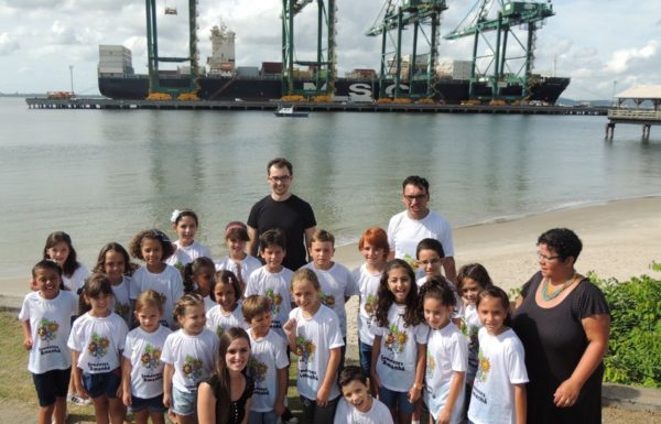 Praca da Bandeira inaugurada no Porto Itapoa 18