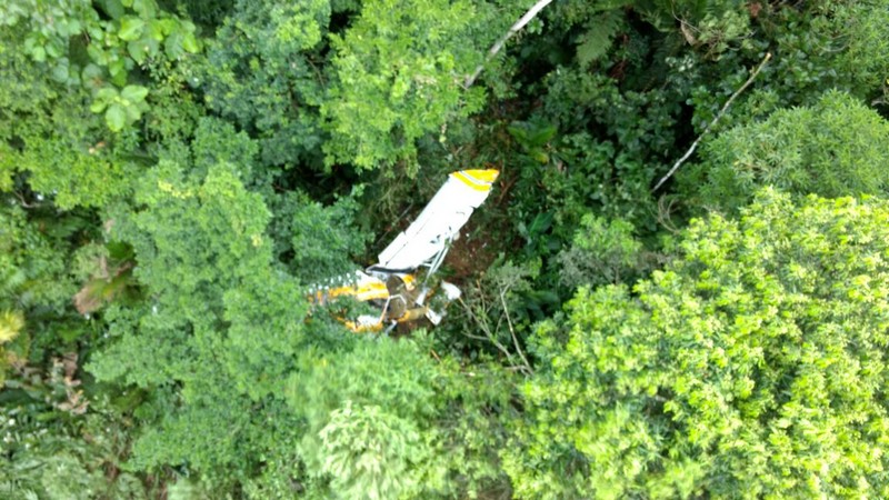 Queda de aviao mata o piloto em Garuva