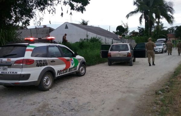 Suspeitos de outros furtos sao presos apos arrombarem residencia 6