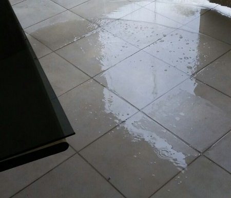 falha estrutural compromete o predio da Camara de Vereadores de Itapoa 10