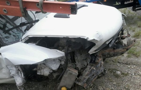 Grave acidente bloqueia rodovia SC-416 na divisa entre Guaratuba (PR) e Garuva 09