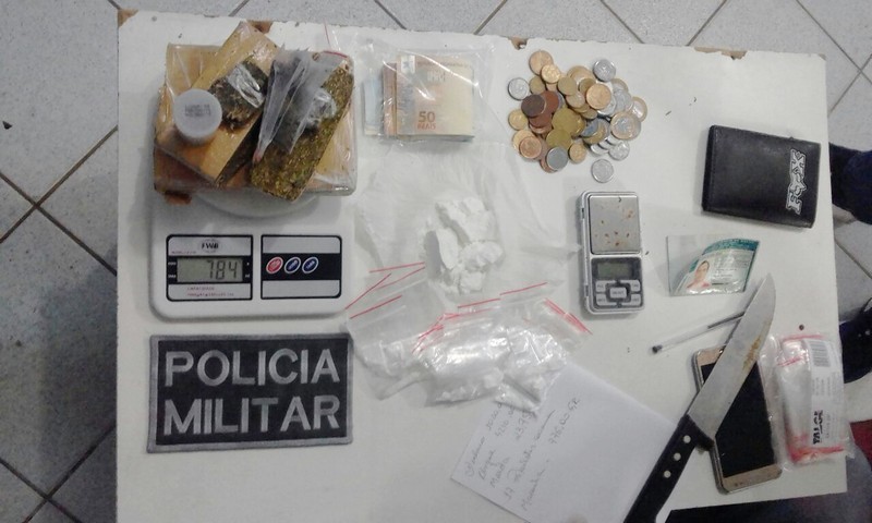 Homem preso pela PM de Itapoa apos monitoramento de ponto de trafico 3