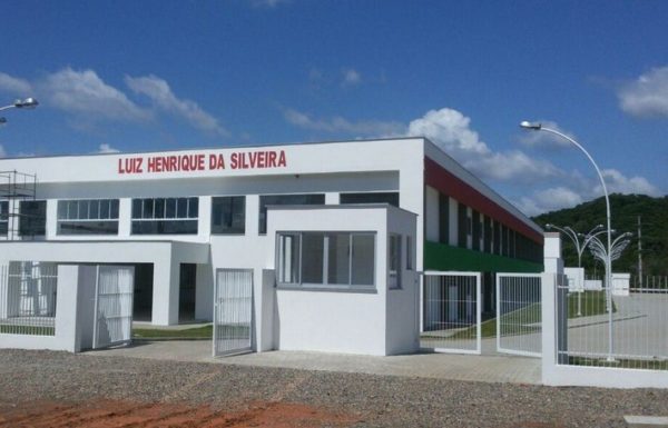 Nova escola de EMI no Parque Guarani