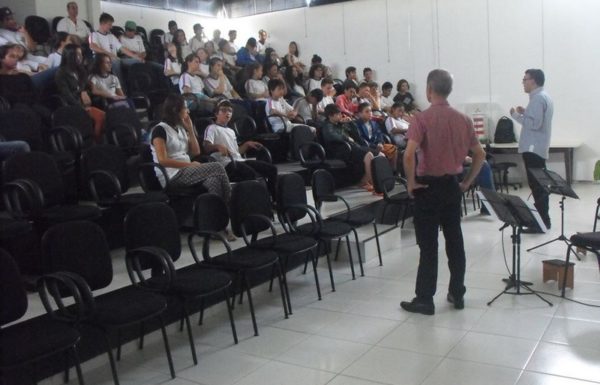 projeto sua majestade o violao promove aula diferente 02