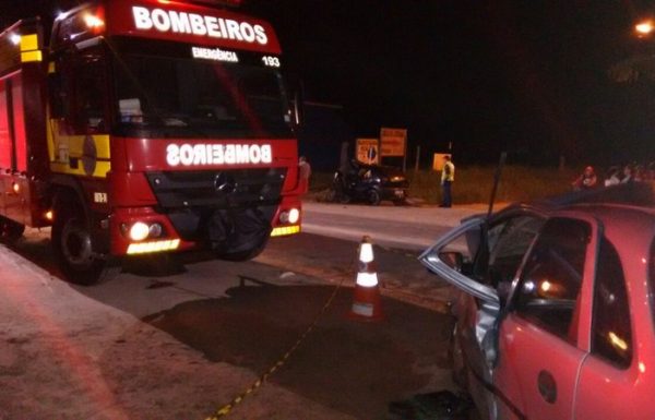Colisao frontal na avenida Celso Ramos resulta em duas mortes 2