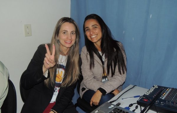 Comunidade debate situacao dos animais de rua em Itapoa 41