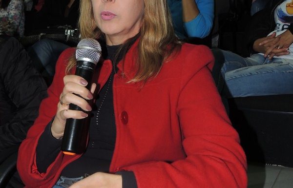 Comunidade debate situacao dos animais de rua em Itapoa 48