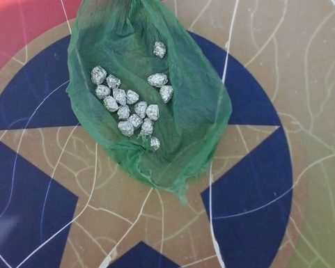 Homem preso por trafico de drogas no Sao Jose