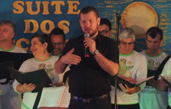 Apresentacoes culturais encantam na primeira noite do evento Mais que Morador 74