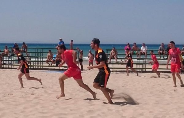 Ex-jogador de futebol de Itapoa atua no beach soccer espanhol 13