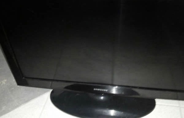 Roubo de automoveis e porte ilegal de arma estao entre os destaques policiais do final de semana 12