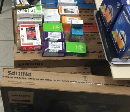 Tres homens sao presos logo apos furto em loja de moveis em Itapoa 3